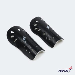 Ốp Bảo Vệ Ống Chân Đá Bóng Rote Iwin Keepa